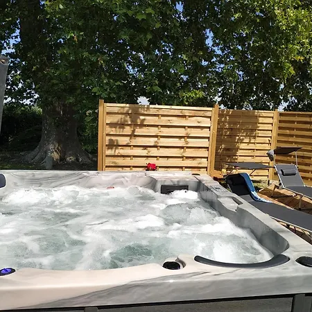 Au Calme A 5min De Blaye Ferienhaus Berson